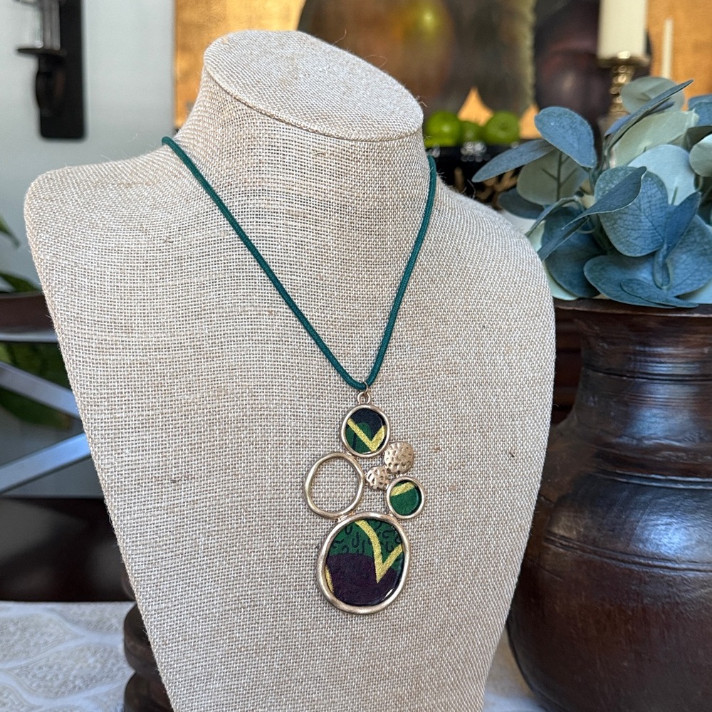 Green Ankara Pendant Necklace